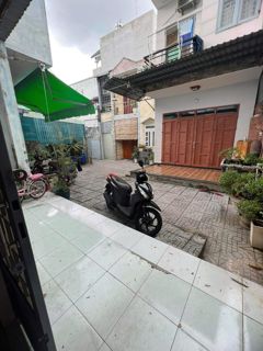 Bán nhà hẻm Đường 61, Phước Long B, 67.1m², sổ chính chủ
